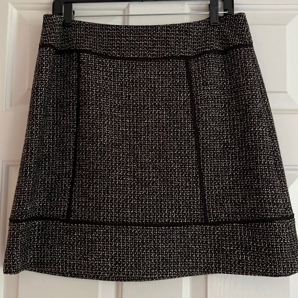 Halogen black and white tweed skirt size 10